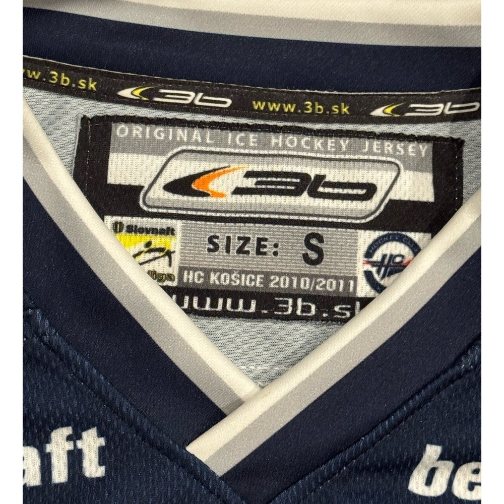 HC Košice Hockey Jersey Size Small US STEEL Skoda Slovnaft Rare - Picture 4 of 5